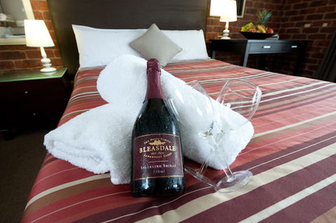 Admiral Motor Inn - Tourism Gold Coast 2