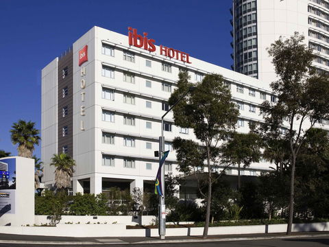 Hotel Ibis Sydney Olympic Park - Tourism Gold Coast 0