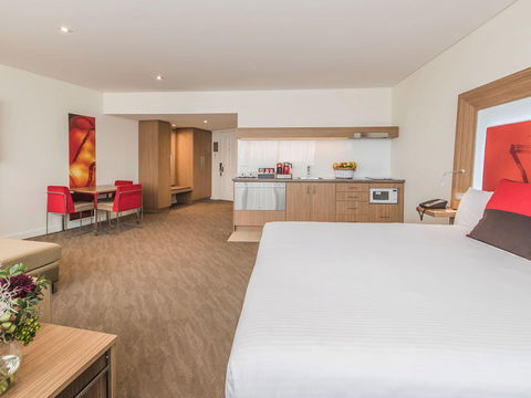 Novotel Sydney Rooty Hill - Tourism Gold Coast 10