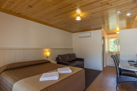 Black Gold Country Cabins and Motel - Gold Coast 4