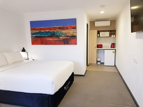 William Macintosh Motor Lodge - Tourism Gold Coast 11