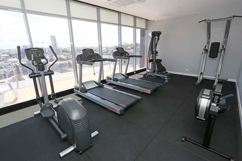 Alex Perry Hotel And Apartments - Gold Coast 12