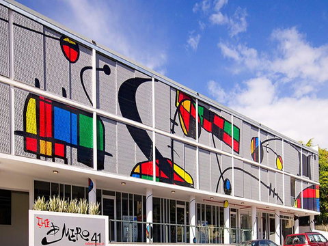 Miro Apartments - Tourism Gold Coast 0