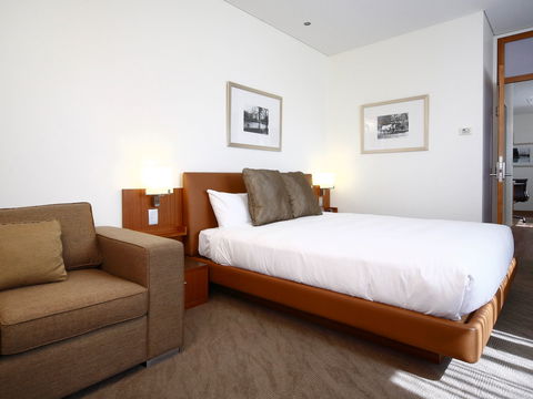 Novotel Canberra - Tourism Gold Coast 5