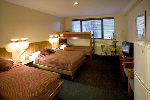 Capital Executive Apt Hotel Canberra - Tourism Gold Coast 2