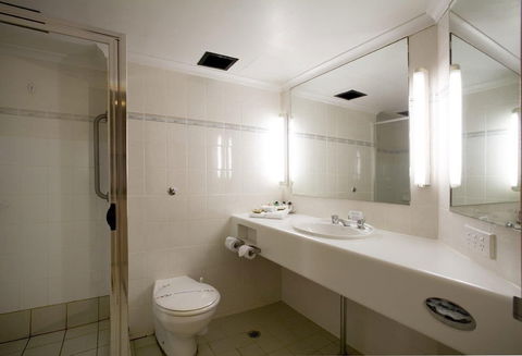 Capital Executive Apt Hotel Canberra - Tourism Gold Coast 4