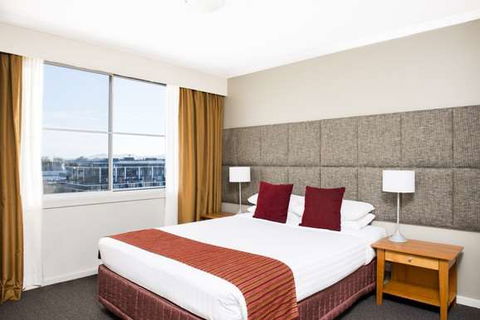 Mantra On Northbourne - Tourism Gold Coast 3
