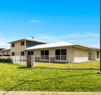 Econo Lodge Beachside - Tourism Gold Coast