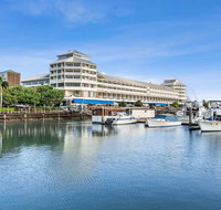 Shangri-La Hotel The Marina