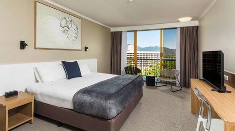 Pacific Hotel Cairns - Tourism Gold Coast 6