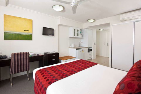 Cairns Central Plaza Apartment - Tourism Gold Coast 3