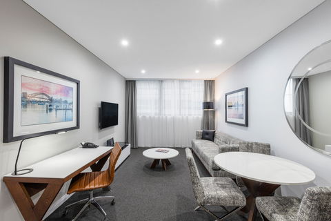Meriton Serviced Apartments North Sydney - Tourism Gold Coast 1