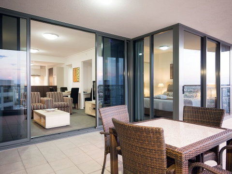 Oaks Aurora - Tourism Gold Coast 2