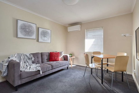 Elphin Villas - Tourism Gold Coast 1