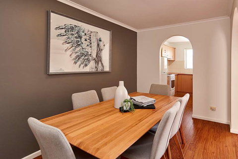 Elphin Villas - Tourism Gold Coast 9