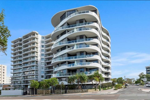 Breeze Mooloolaba, an Ascend Hotel - Tourism Gold Coast 0