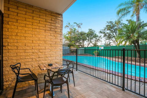 Kawana Waters Hotel By NightCap - Tourism Gold Coast 1