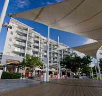 Oaks Waterfront Resort - Tourism Gold Coast