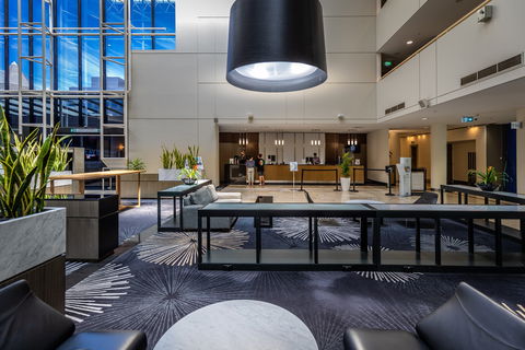 Crowne Plaza Canberra - Tourism Gold Coast 2