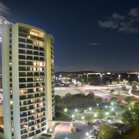 BreakFree Capital Tower - Tourism Gold Coast 0