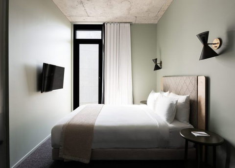 Alex Hotel, Perth - Tourism Gold Coast 2