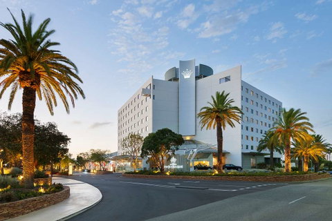 Crown Promenade Perth - Tourism Gold Coast 0