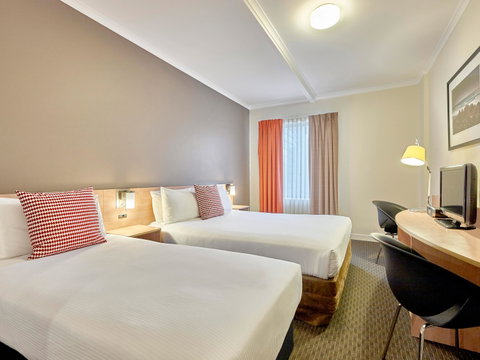 Hotel Ibis Perth - Tourism Gold Coast 1