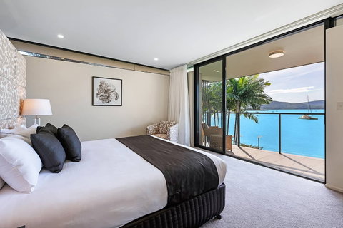 Mirage Whitsundays - Tourism Gold Coast 0