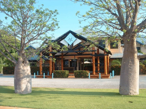 Blue Seas Resort - Tourism Gold Coast 1