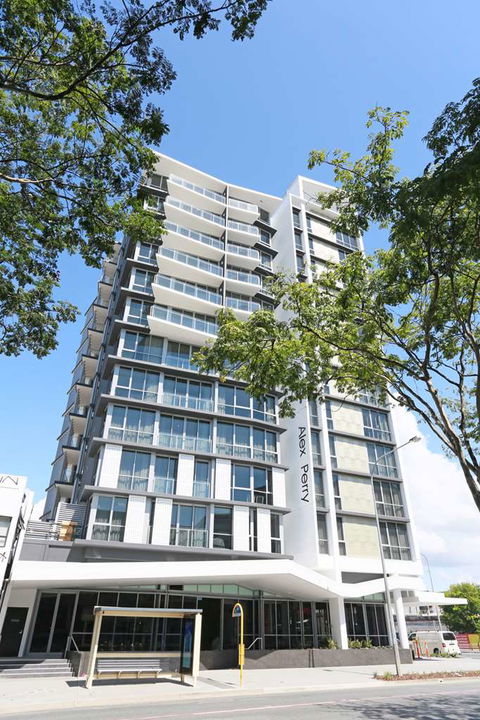 Alex Perry Hotel And Apartments - Gold Coast 0