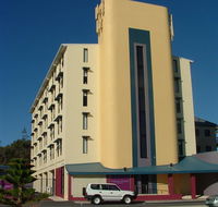 Ocean Beach Hotel - Gold Coast