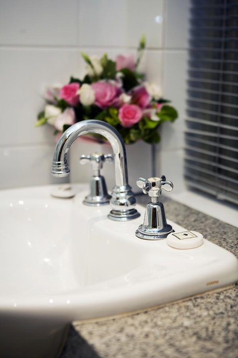 University House - ANU - Gold Coast 2