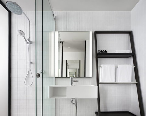 Little National Hotel Canberra - Tourism Gold Coast 5