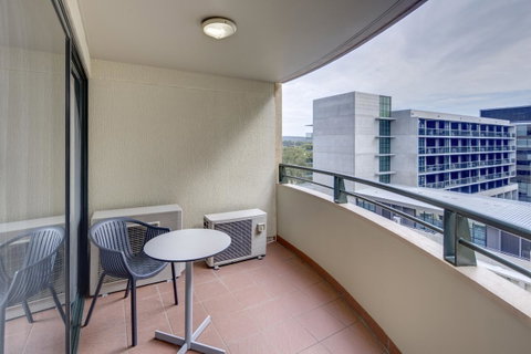 Adina Serviced Apartments Canberra James Court - Tourism Gold Coast 13