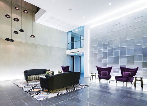 Avenue Hotel Canberra - Tourism Gold Coast 1