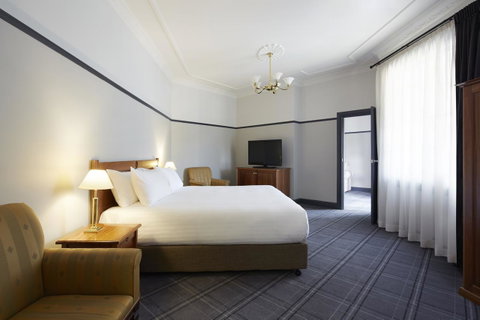 Brassey Hotel - Managed By Doma Hotels - Tourism Gold Coast 7
