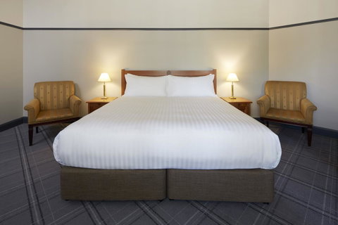 Brassey Hotel - Managed By Doma Hotels - Tourism Gold Coast 8