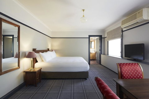 Brassey Hotel - Managed By Doma Hotels - Tourism Gold Coast 5