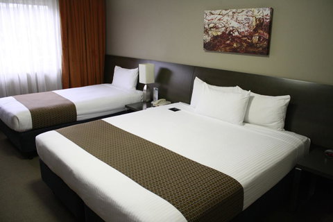 Pavilion On Northbourne - Tourism Gold Coast 38