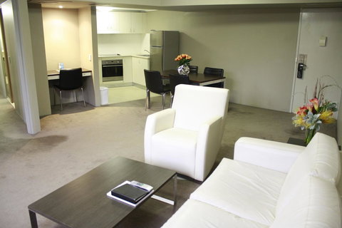 Pavilion On Northbourne - Tourism Gold Coast 14