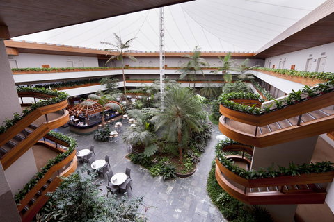 Pavilion On Northbourne - Tourism Gold Coast 30