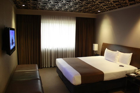 Pavilion On Northbourne - Tourism Gold Coast 34