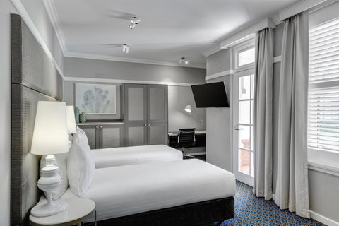 Hotel Kurrajong Canberra - Tourism Gold Coast 4
