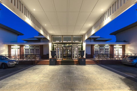 Hotel Kurrajong Canberra - Tourism Gold Coast 25