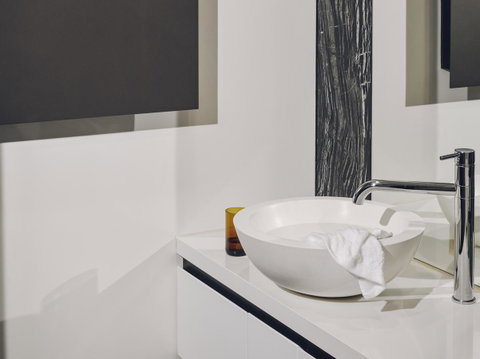 Nishi Apartments Eco Living By Ovolo - Tourism Gold Coast 5