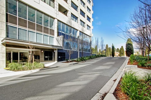 Realm Park 39 Barton ACT - Tourism Gold Coast 29