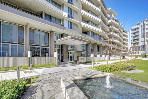 Realm Park 39 Barton ACT - Tourism Gold Coast 40