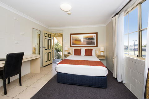 Soldiers Motel - Tourism Gold Coast 9