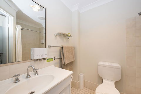 Soldiers Motel - Tourism Gold Coast 5
