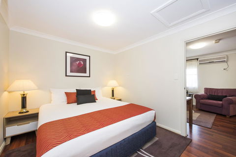 Soldiers Motel - Tourism Gold Coast 4